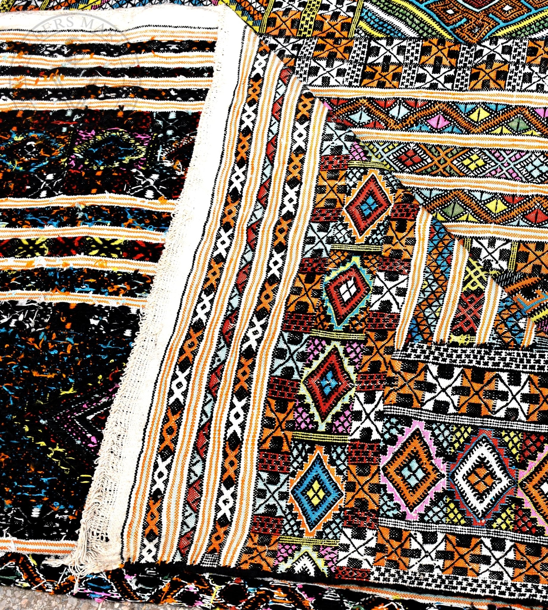 Taznakht Kilim flatweave Moroccan rug - 10.5 x 10.83 ft / 320 x 330 cm - Berbers Market