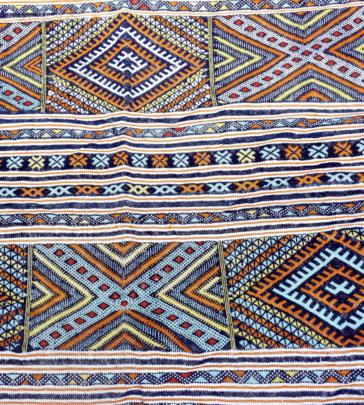 Taznakht Kilim flatweave Moroccan rug - 3.94 x 5.25 ft / 120 x 160 cm - Berbers Market