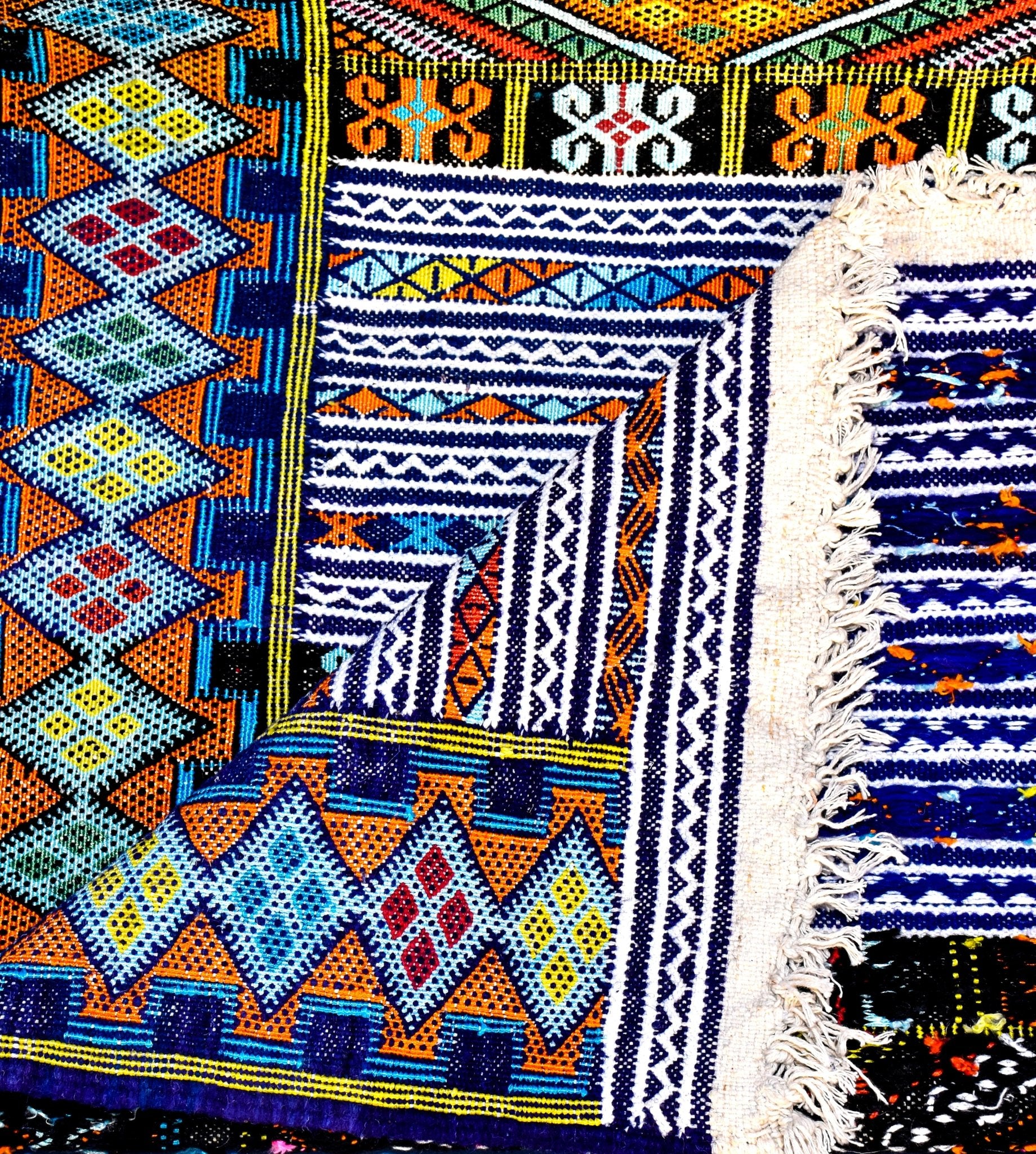 Taznakht Kilim flatweave Moroccan rug - 5.6 x 7.06 ft / 170 x 215 cm - Berbers Market