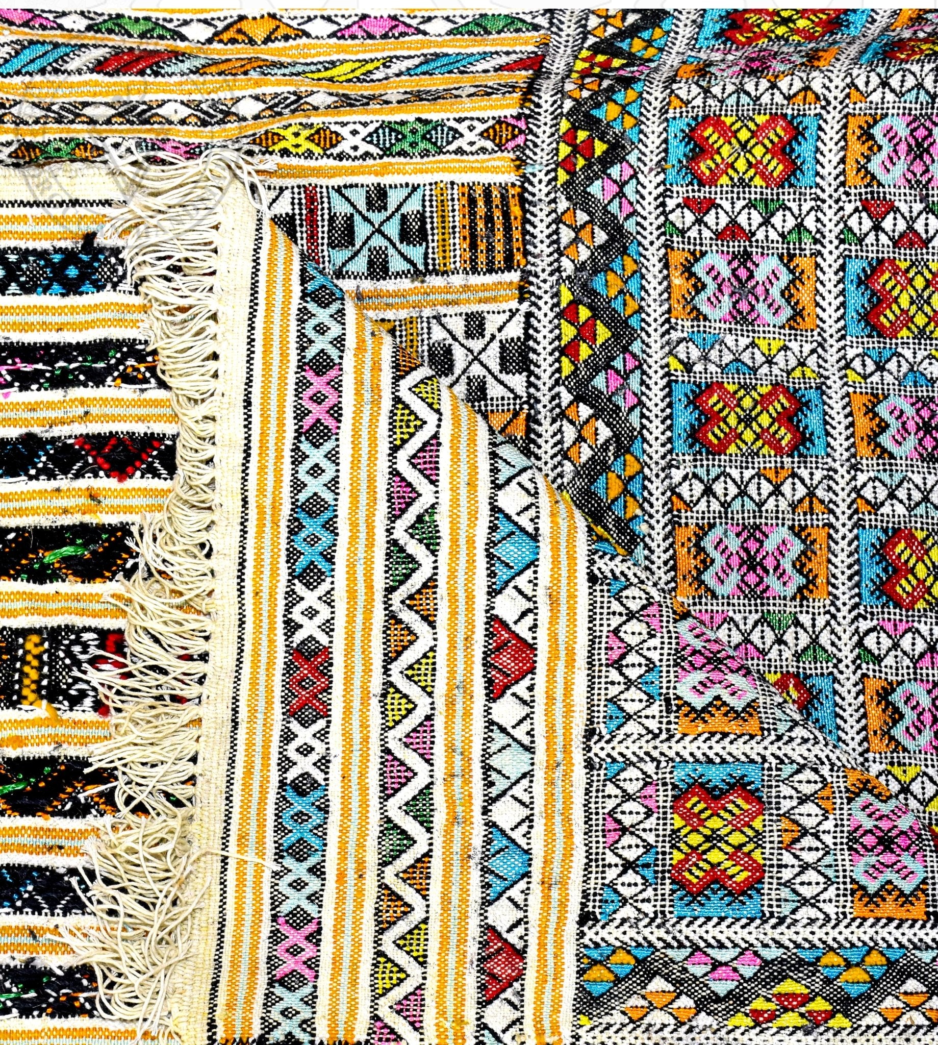 Taznakht Kilim flatweave Moroccan rug - 8.37 x 10.83 ft / 255 x 330 cm - Berbers Market