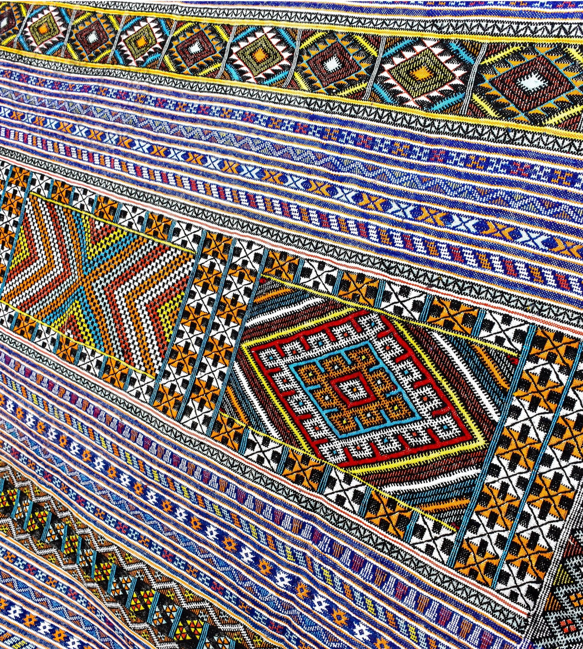 Taznakht Kilim flatweave Moroccan rug - 9.19 x 16.41 ft / 280 x 500 cm - Berbers Market